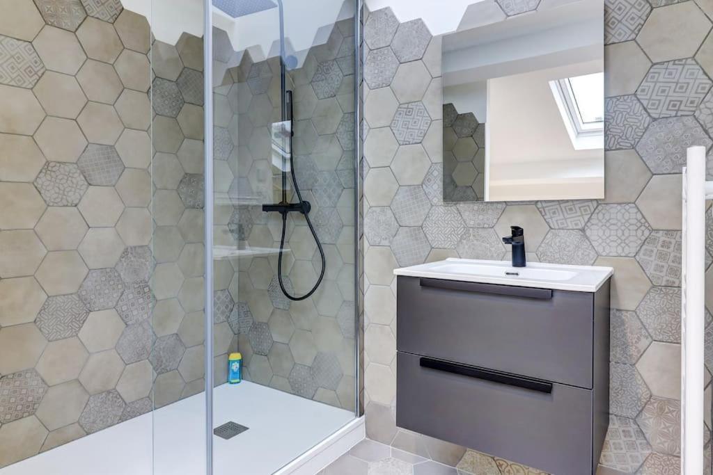 La Cambuse Topdestination-Bourg - Centre Ville - Classe 3 Etoiles Екстер'єр фото