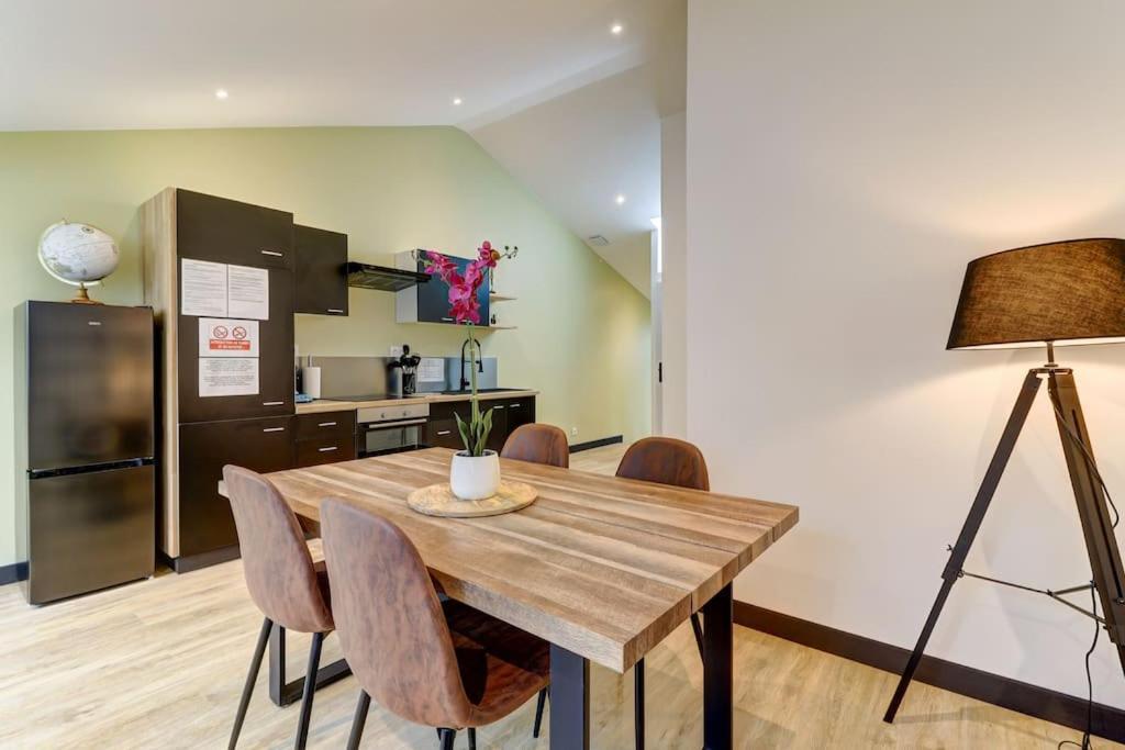 La Cambuse Topdestination-Bourg - Centre Ville - Classe 3 Etoiles Екстер'єр фото