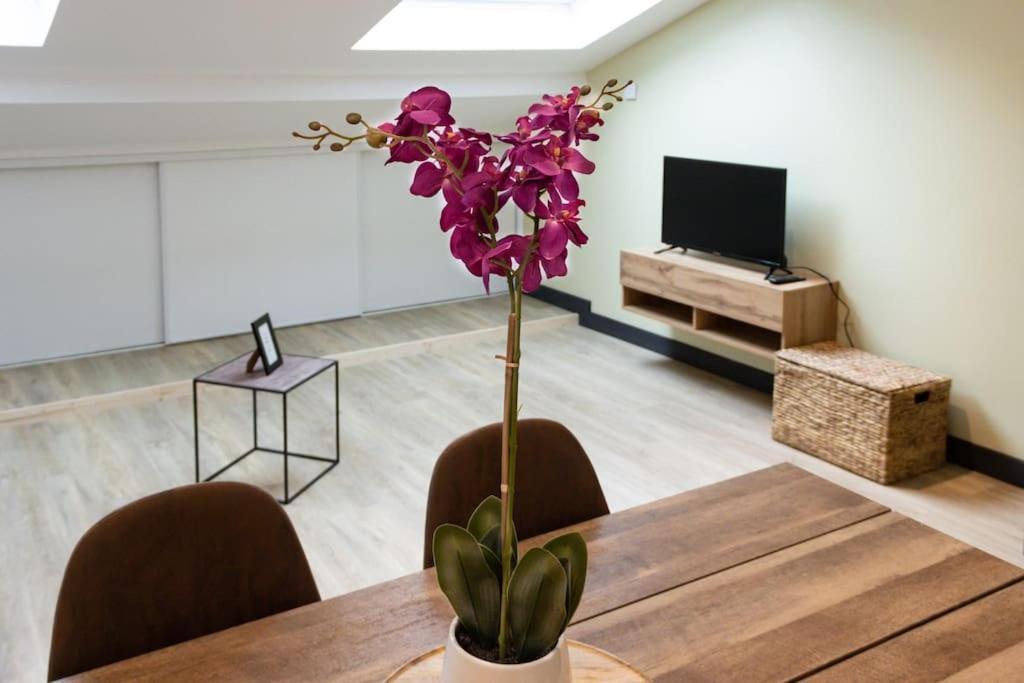 La Cambuse Topdestination-Bourg - Centre Ville - Classe 3 Etoiles Екстер'єр фото